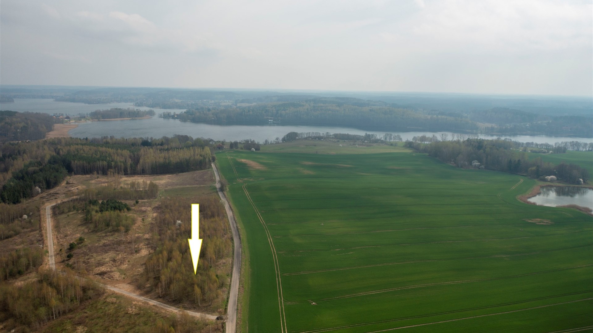 Działka na sprzedaż